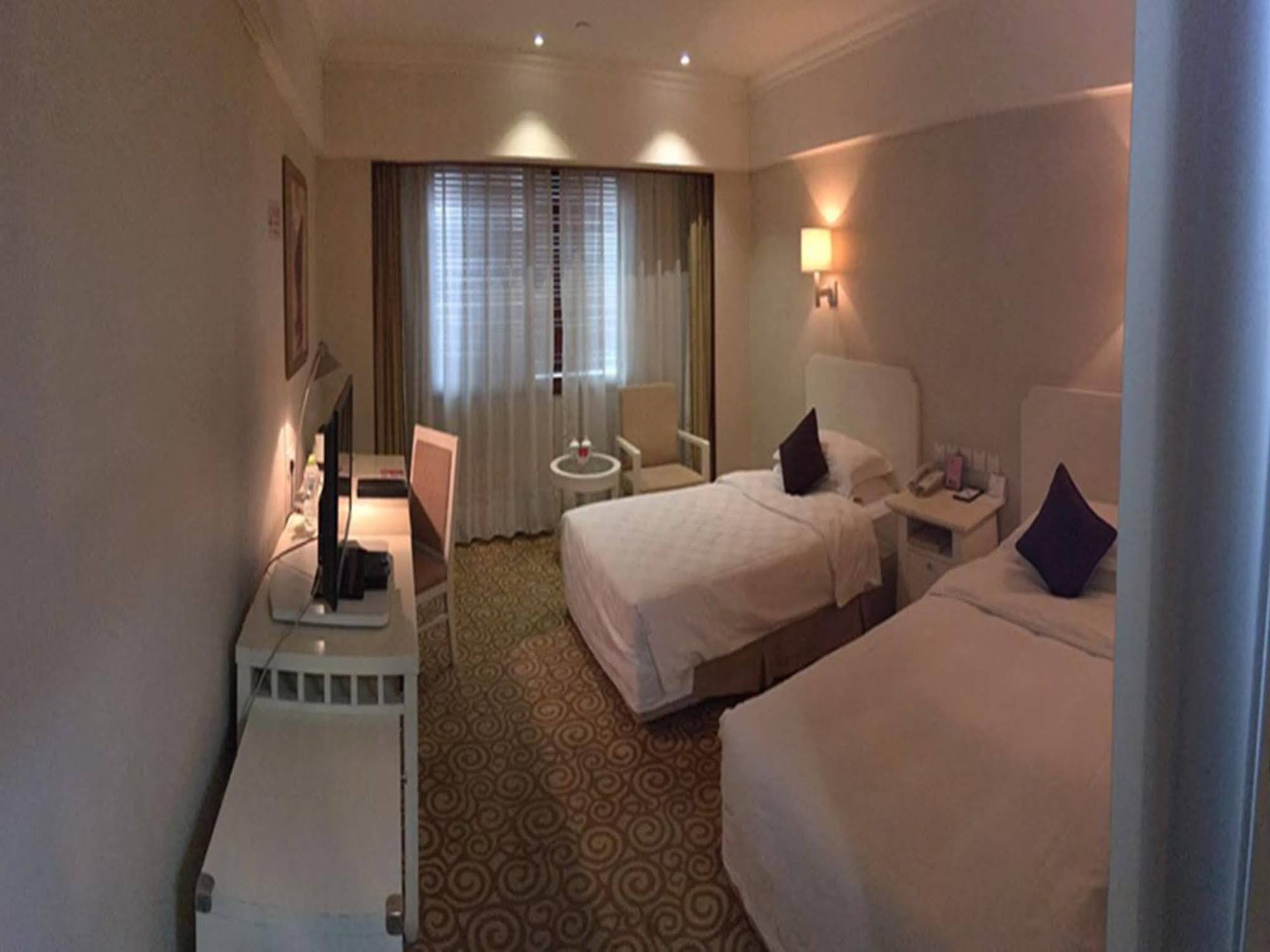 Beijing Spring Hotel Pequim Exterior foto
